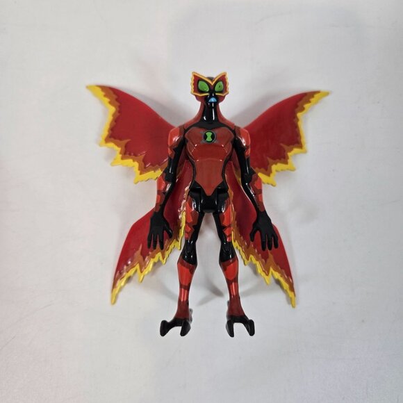Bandai Ben 10 Red Ultimate Big Chill Action Figure Moving Wings Ultimate Alien - Picture 2 of 9